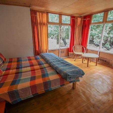 Tsetan Guest House Leh Exterior photo